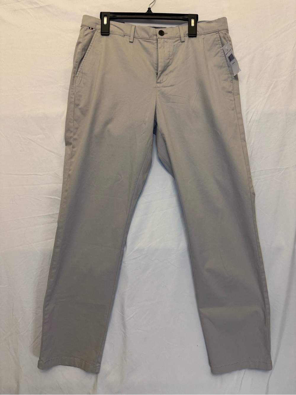 Tommy Hilfiger Men's Straight Chinos - Light Gray